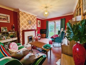 Photo 11- click for photo gallery